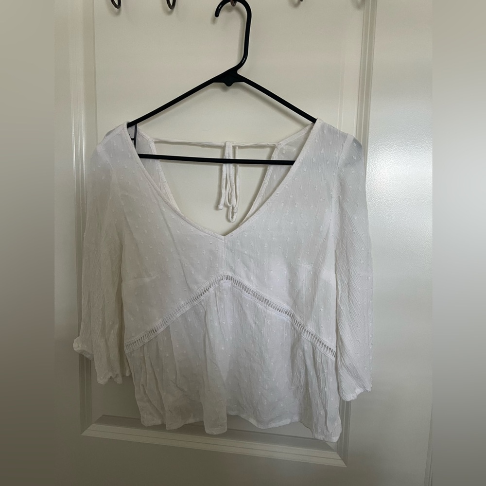 White mid sleeve blouse